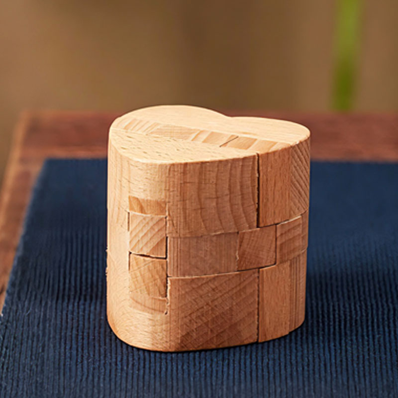 Brain Teaser Cube - Luban Lock Heart Shaped Puzzle Wooden