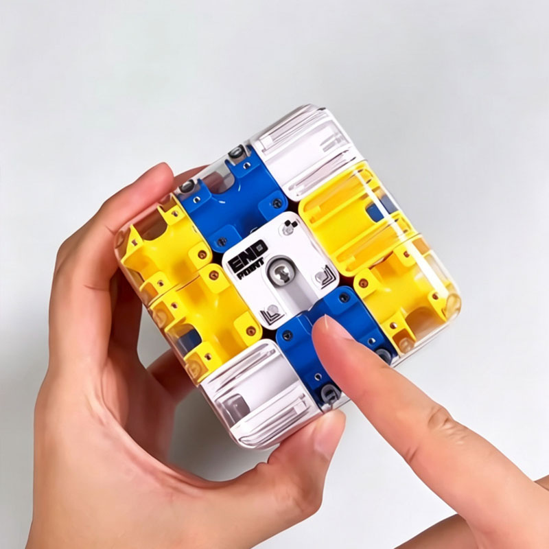 Novelty 3D Rolling Ball Maze C - Brain Teaser Cube reseña y precio